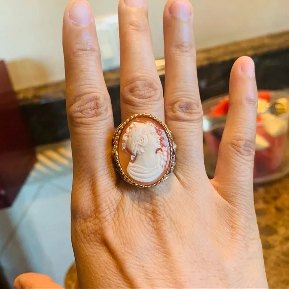 Amedeo cameo best sale ring